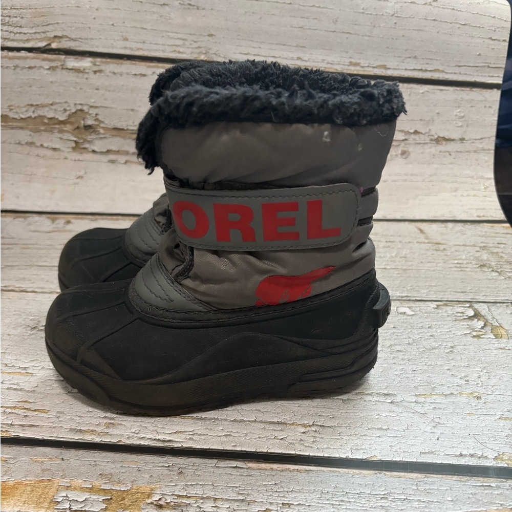 Sorel Kids' Black and Gray Winter Waterproof Boots size 12T